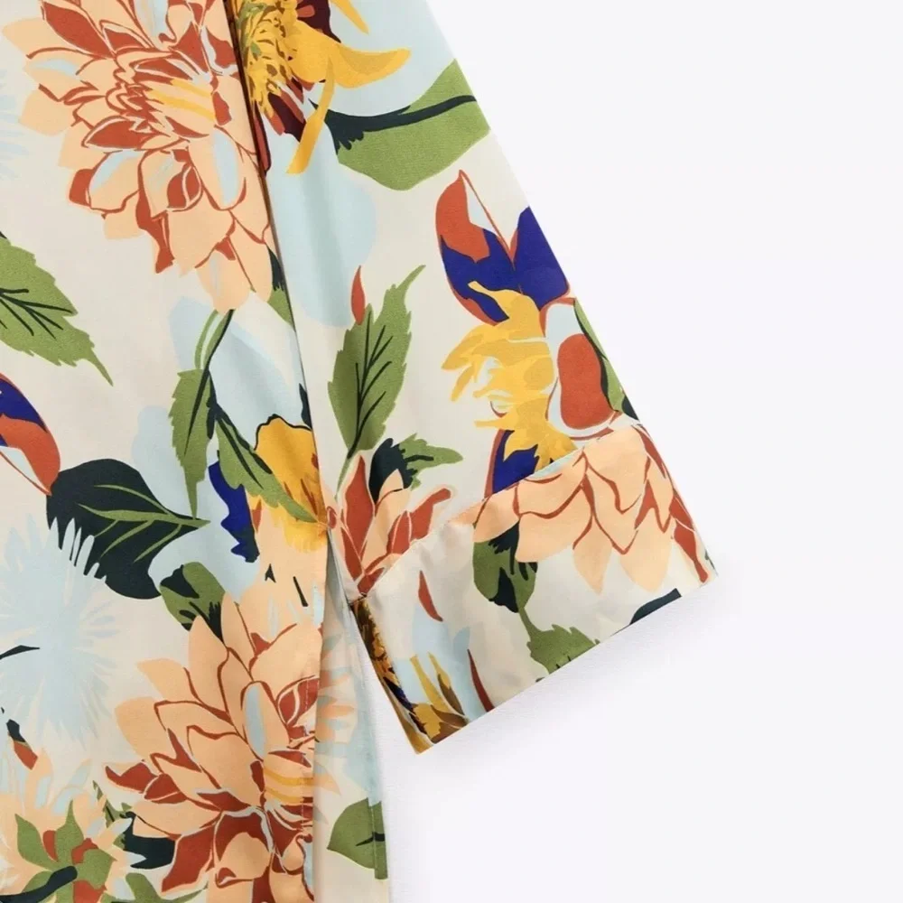 ZARA Satin‎ floral print buttoned down woman’s shirt blouse Sz XS